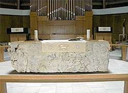 Ascension-Lutheran-Altar